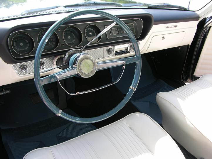 1964 Le Mans GTO Steering Wheel